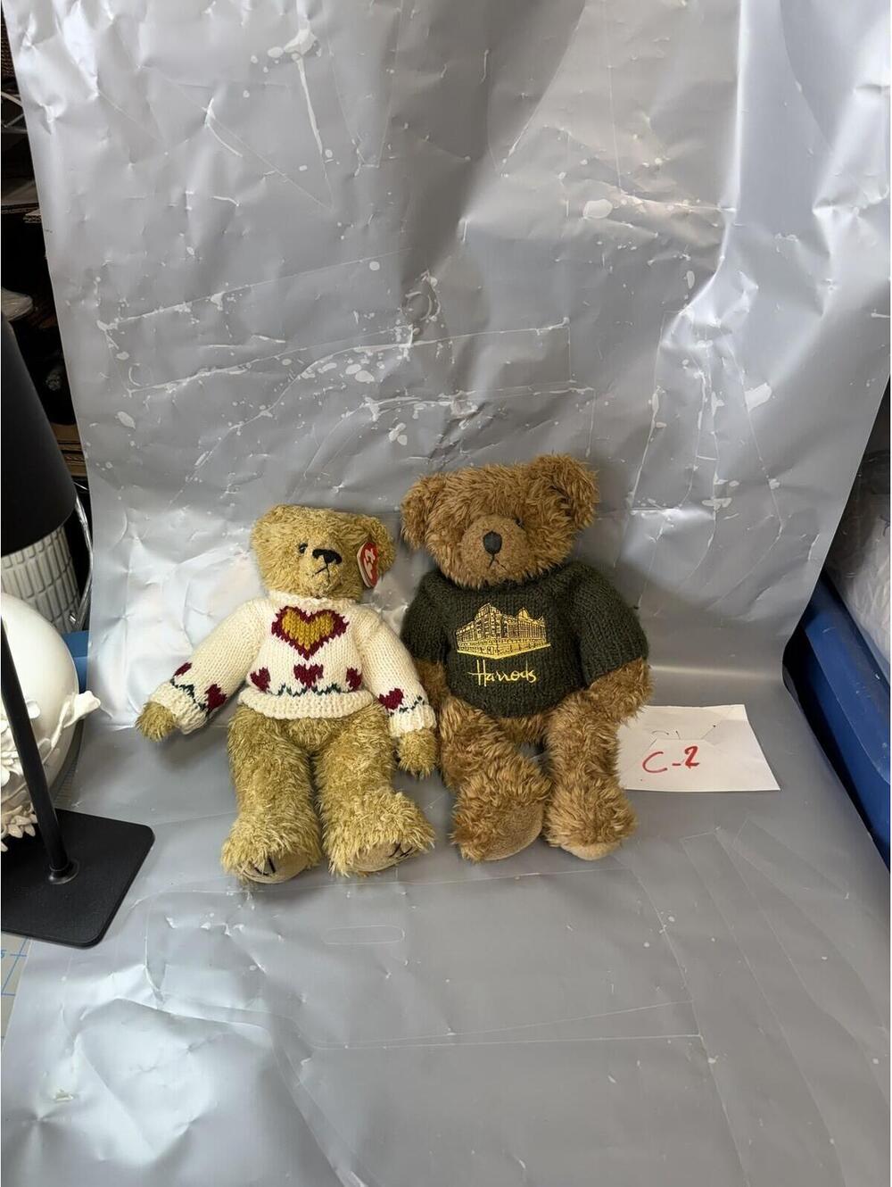 2 Ty‎ Beanie Babies Harrods Bears Knitted Sweater Heart Pattern Plush Toy